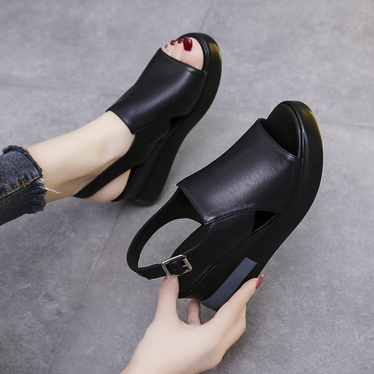 Chic Orthopedic Sandals with Unique Design