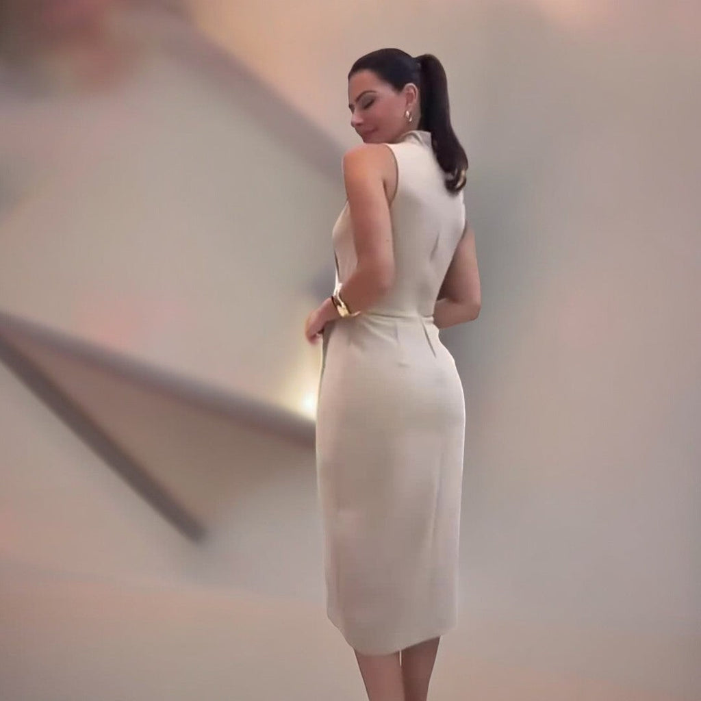 Beautifully Crafted Dress in a Classic Style