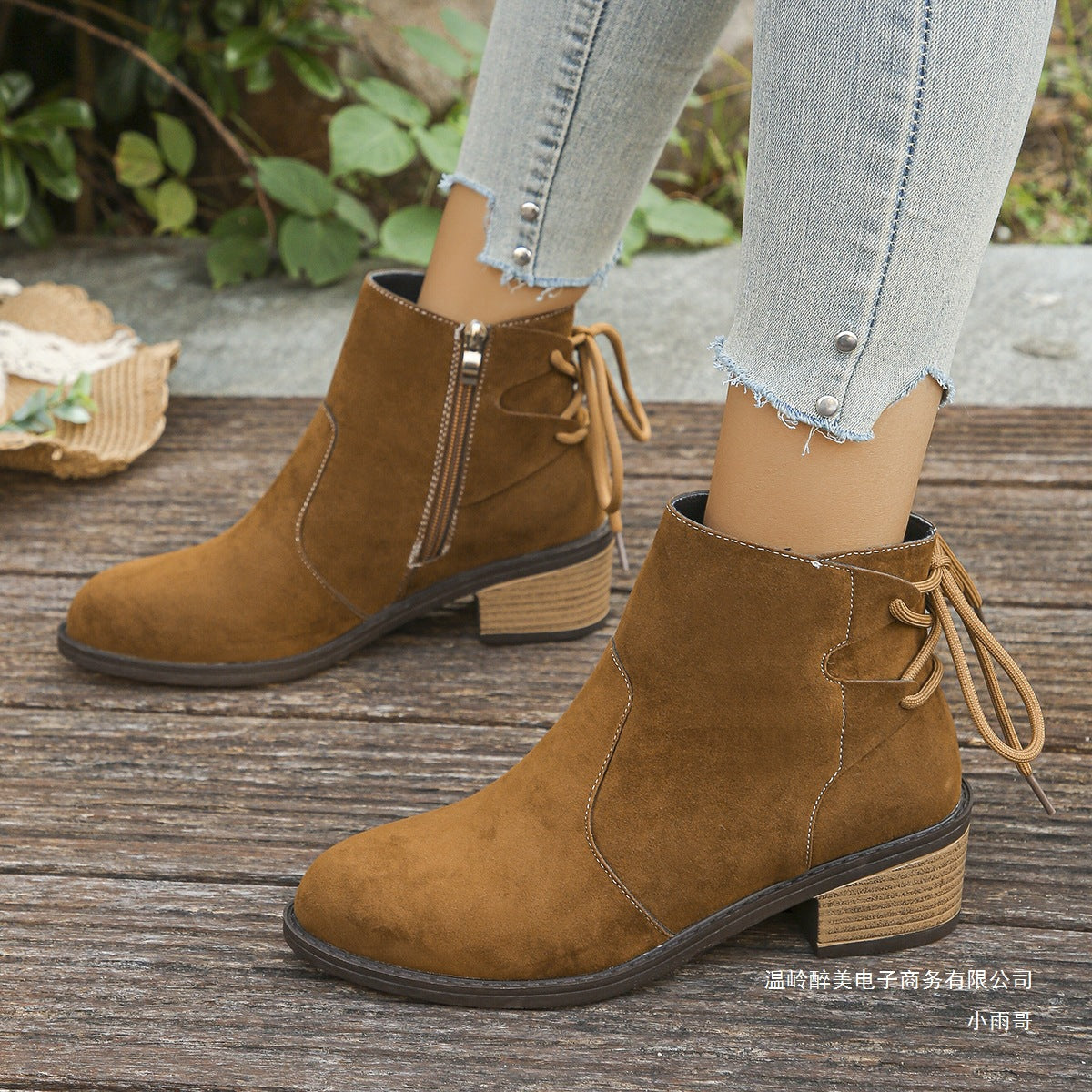 Graceful Orthopedic Boots for Modern Look