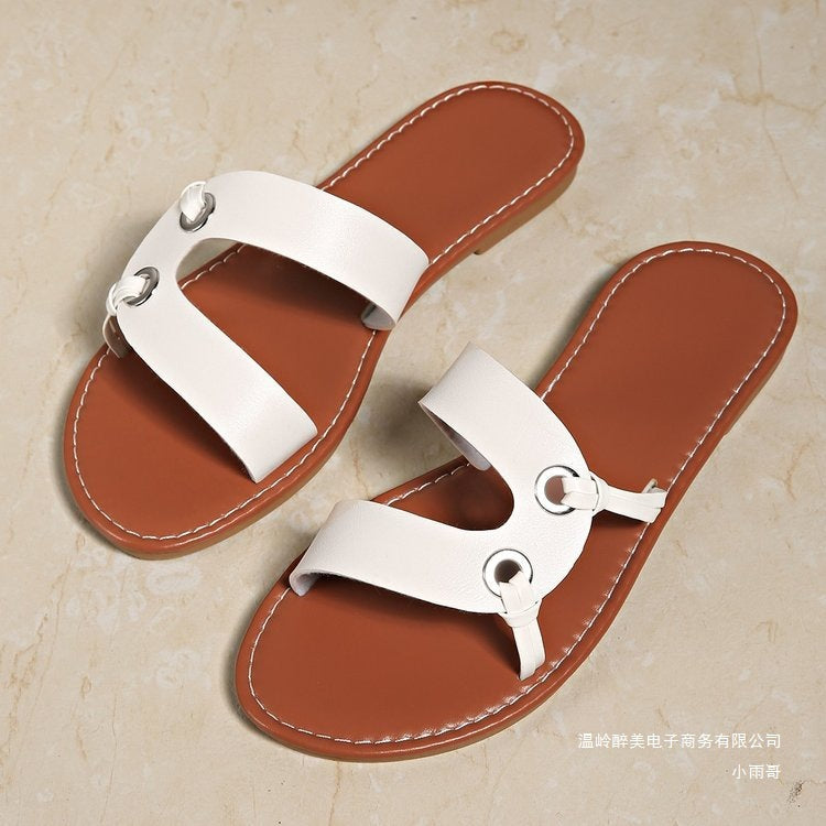 Graceful Orthopedic Sandals for Modern Look