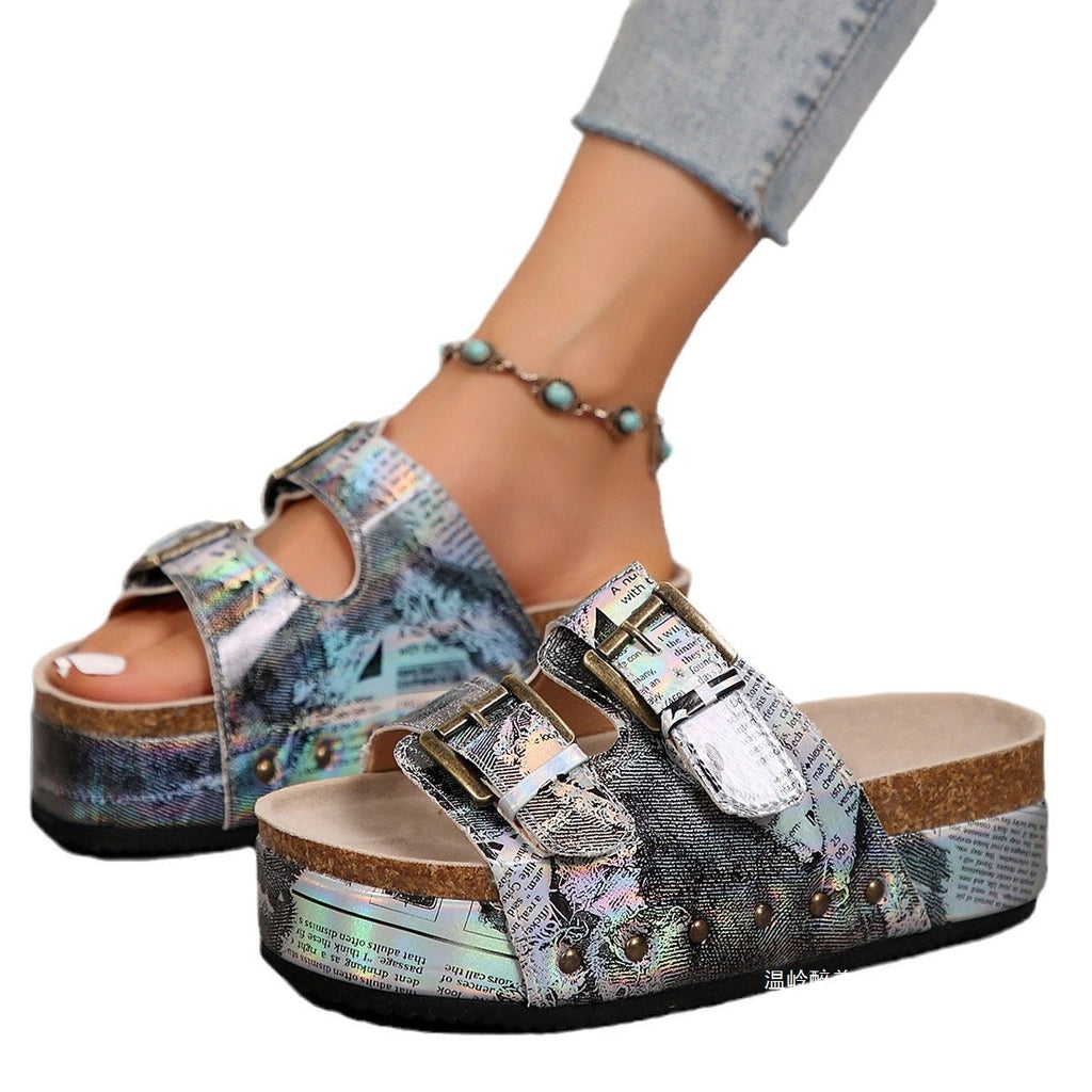Chic Orthopedic Sandals with Unique Design