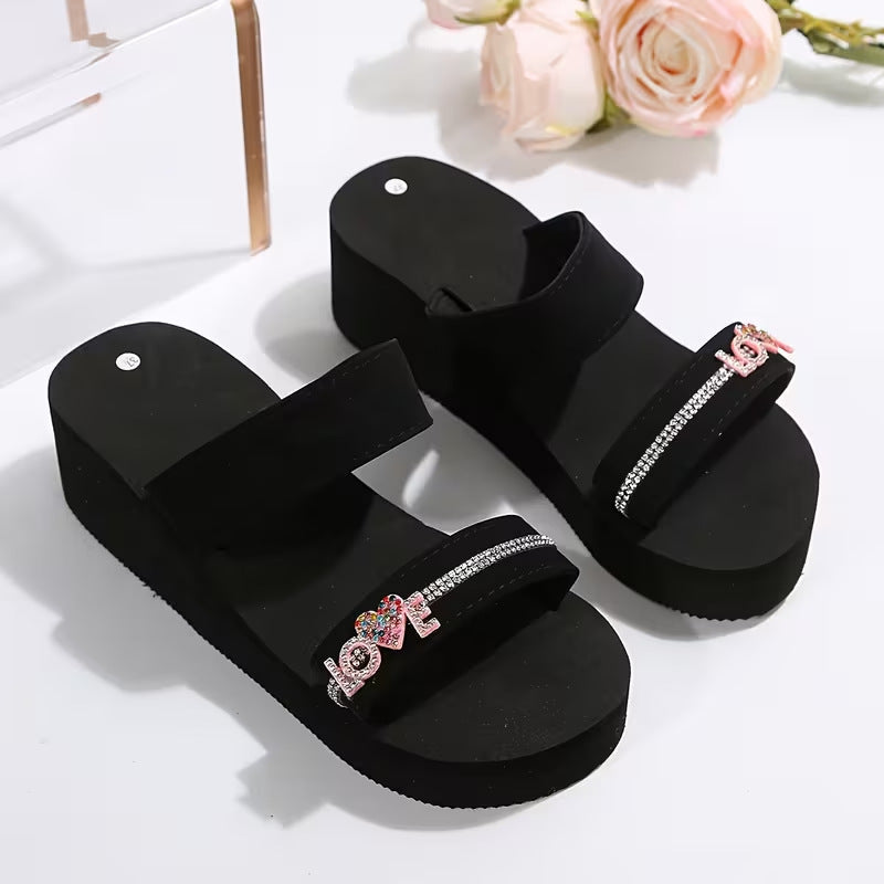Graceful Orthopedic Sandals for Modern Look
