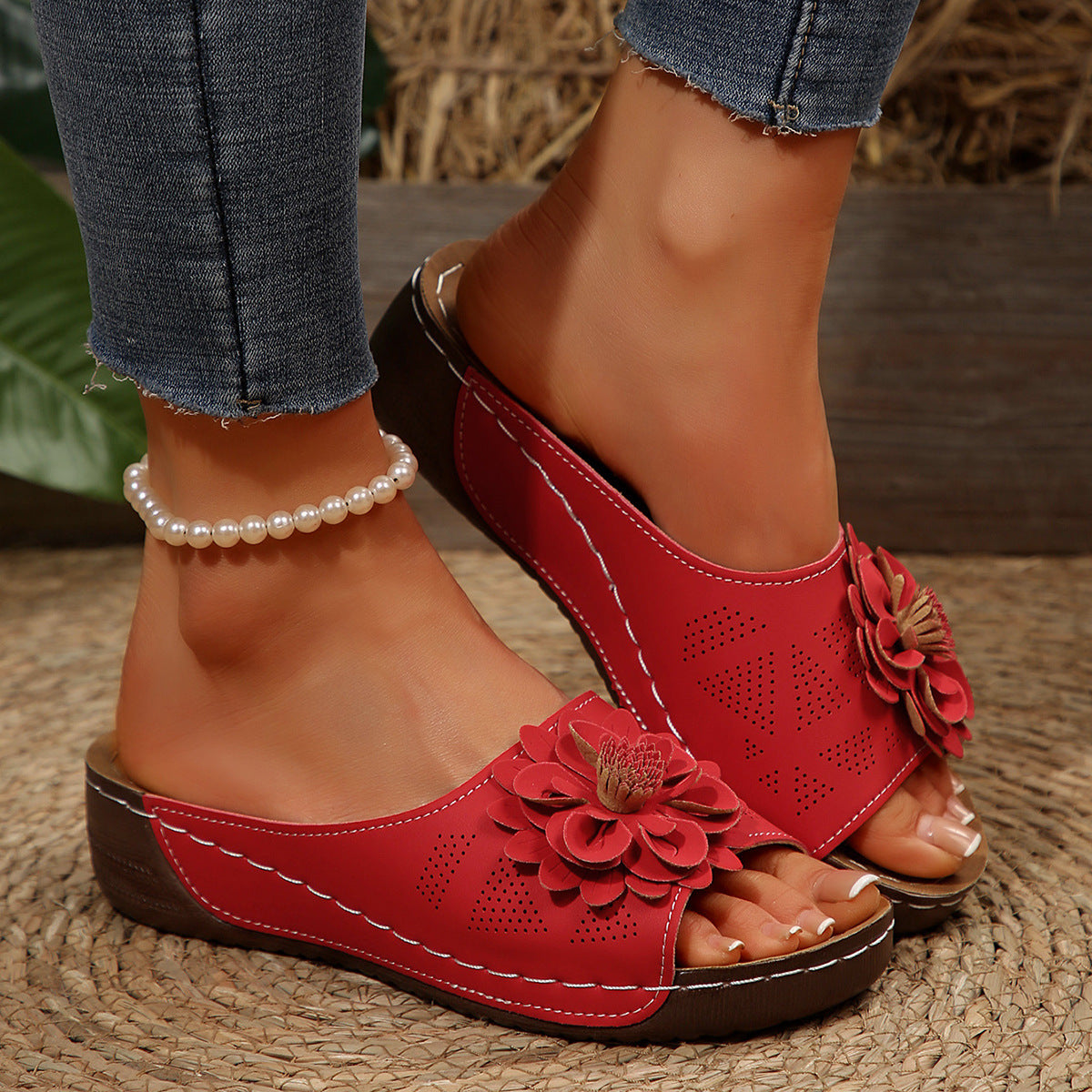 Graceful Orthopedic Sandals for Modern Look