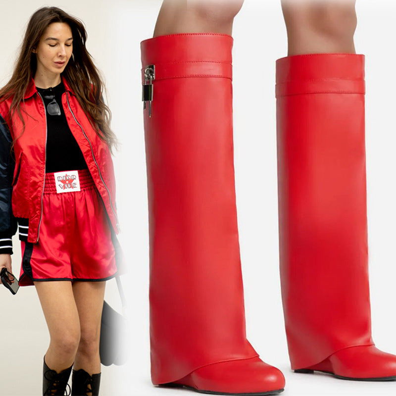 Graceful Orthopedic Boots for Modern Look