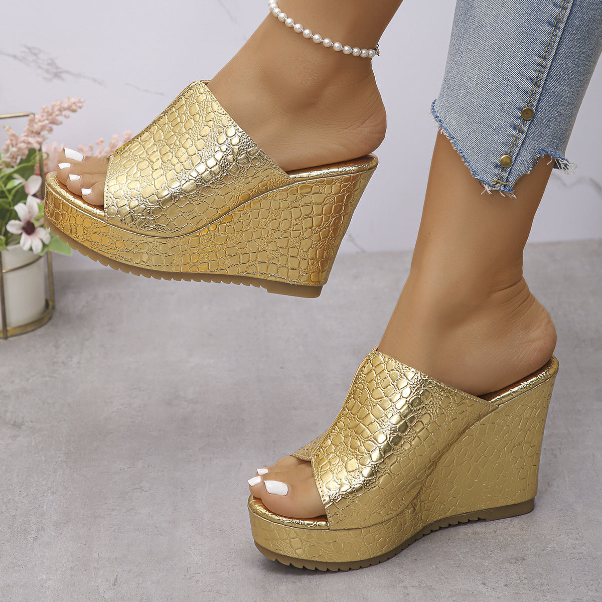 Beautifully Crafted Orthopedic Sandals