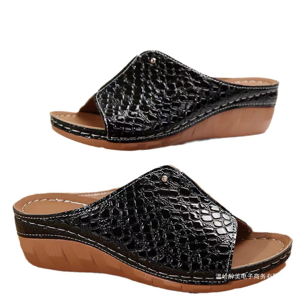 Graceful Orthopedic Sandals for Modern Look
