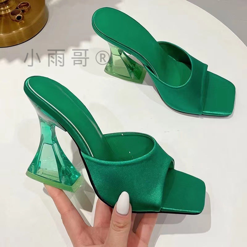 Chic Orthopedic Sandals with Unique Design