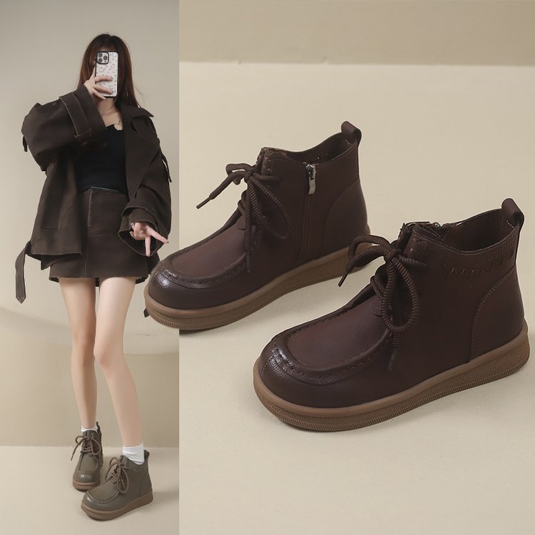 Graceful Orthopedic Boots for Modern Look