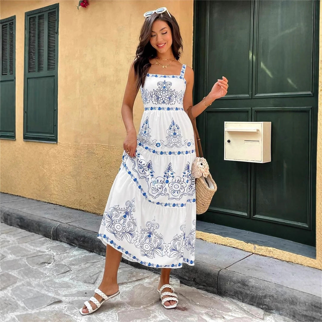 Gracefully Styled Dress for Any Occasion