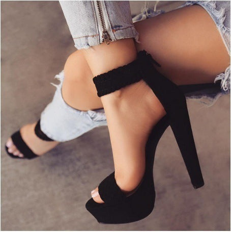 Chic Orthopedic Sandals with Unique Design