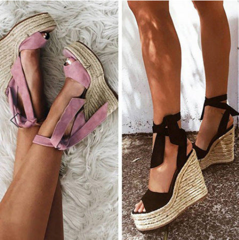 Chic Orthopedic Sandals with Unique Design
