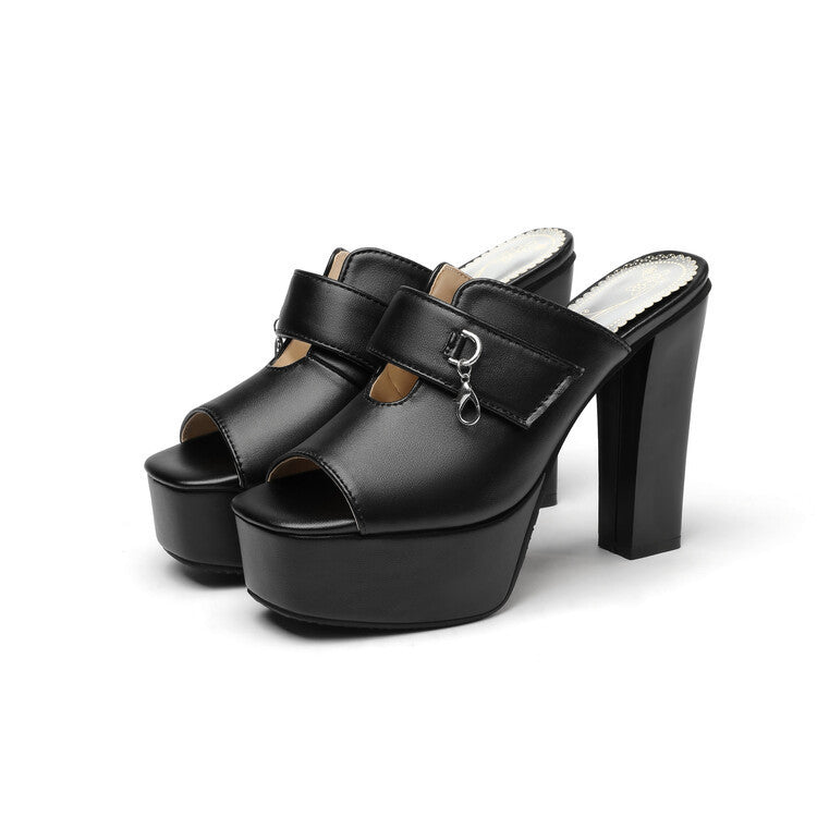 Classic Orthopedic Sandals with Timeless Style