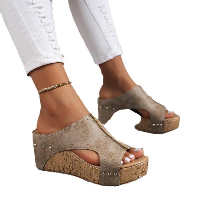 Beautifully Crafted Orthopedic Sandals