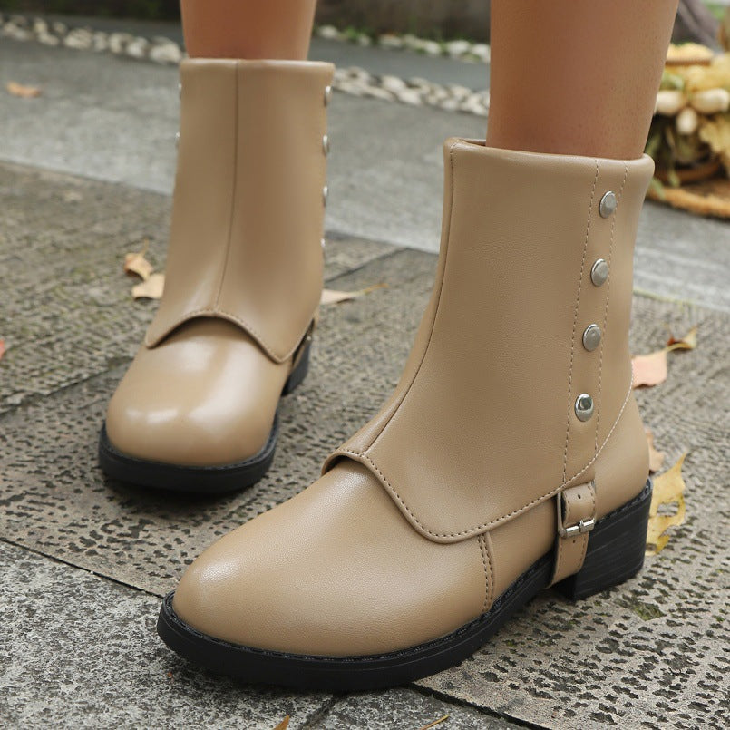 Graceful Orthopedic Boots for Modern Look