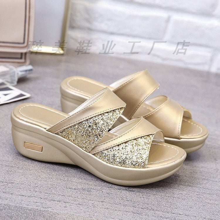 Chic Orthopedic Sandals with Unique Design