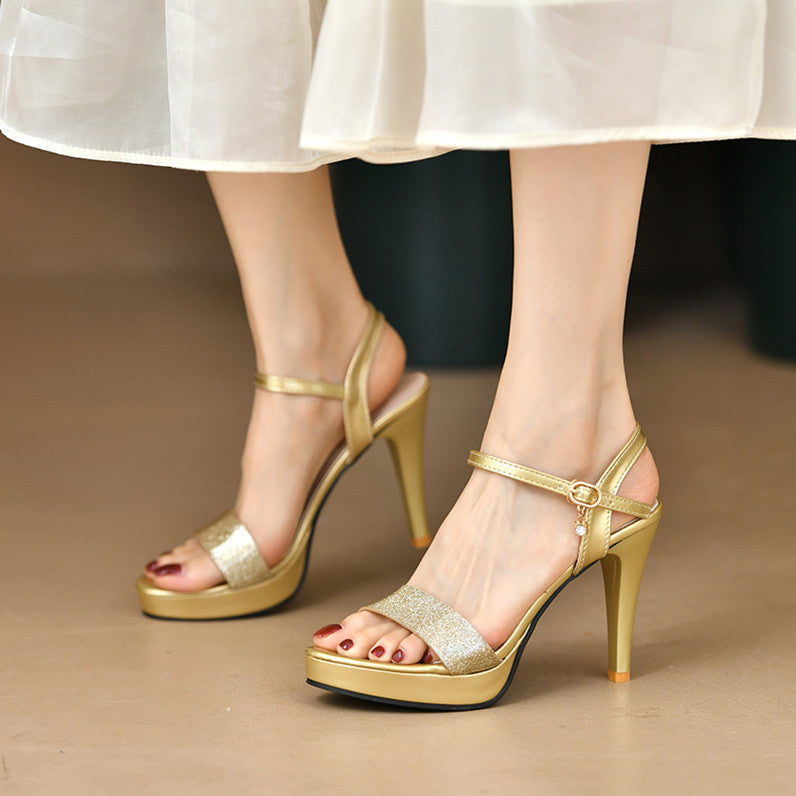Chic Orthopedic Sandals with Unique Design