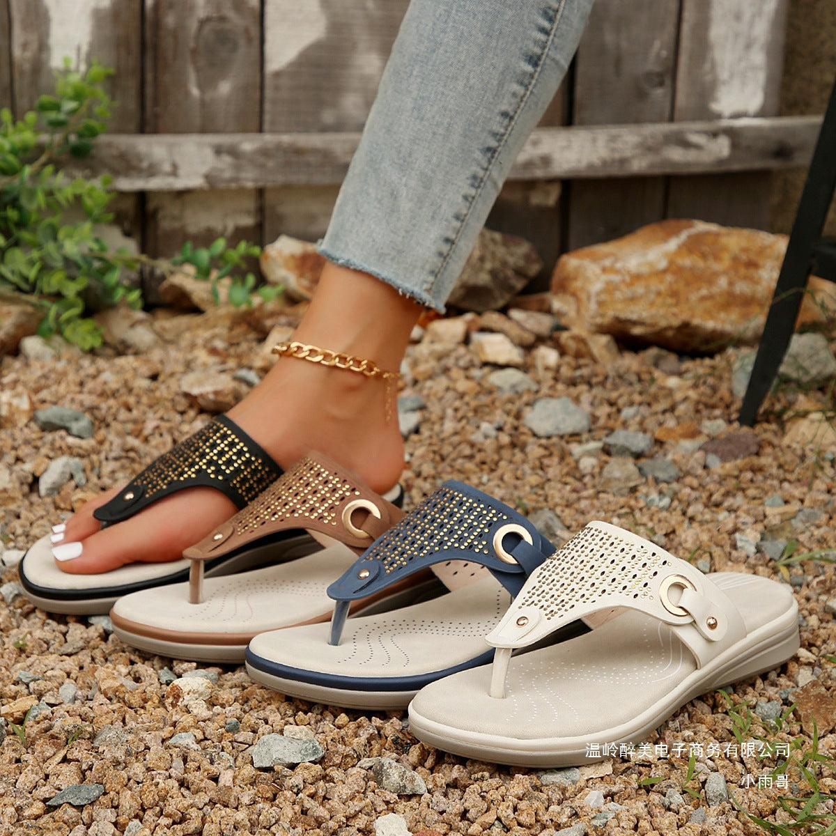 Graceful Orthopedic Sandals for Modern Look