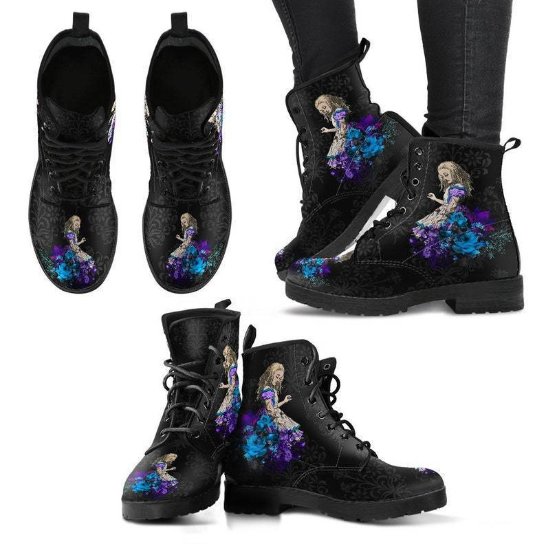 Graceful Orthopedic Boots for Modern Look