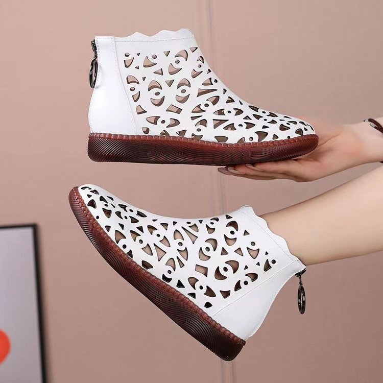 Beautifully Crafted Orthopedic Sandals