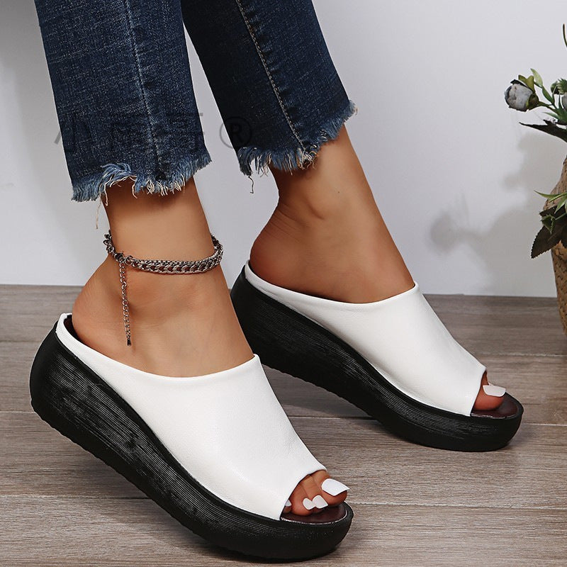 Beautifully Crafted Orthopedic Sandals