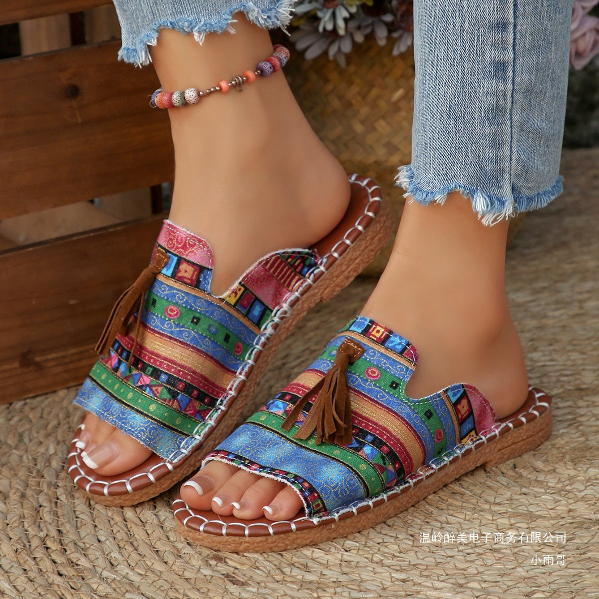 Graceful Orthopedic Sandals for Modern Look
