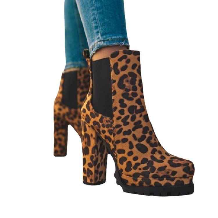 Chic Orthopedic Boots with Unique Design