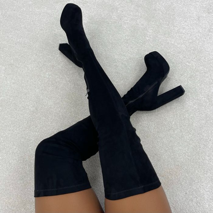 Graceful Orthopedic Boots for Modern Look