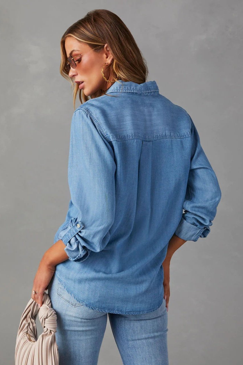 Effortlessly Elegant Shirt with a Timeless Design
