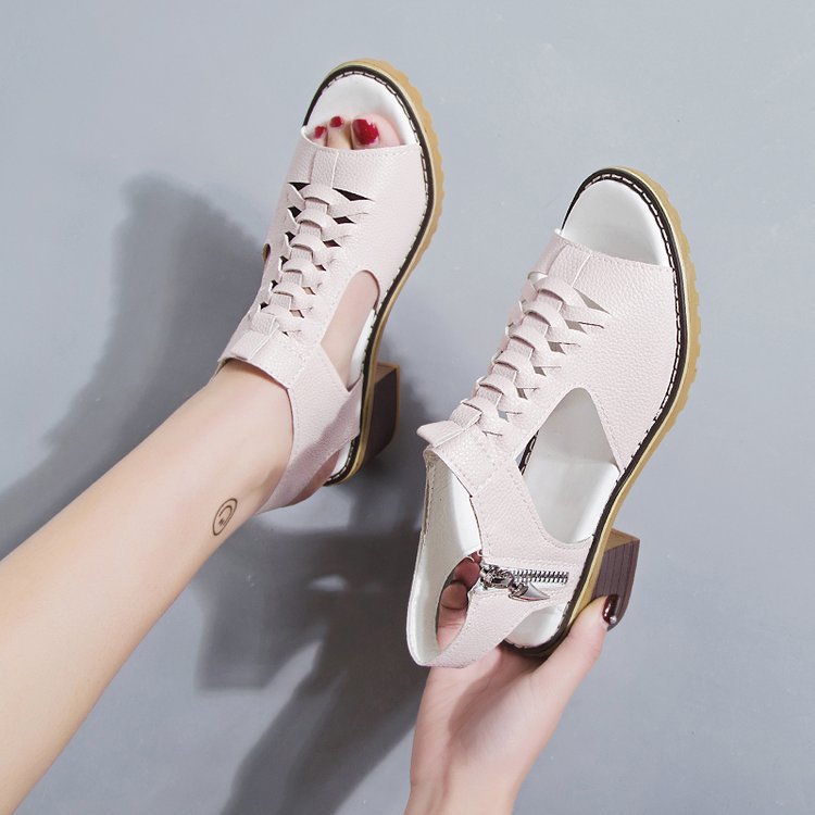 Graceful Orthopedic Sandals for Modern Look
