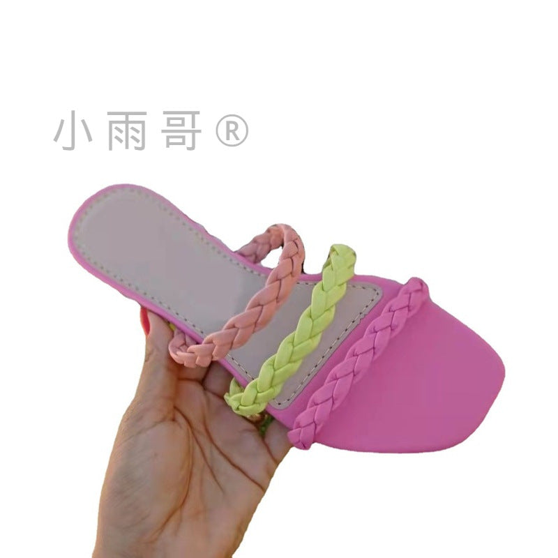 Graceful Orthopedic Sandals for Modern Look