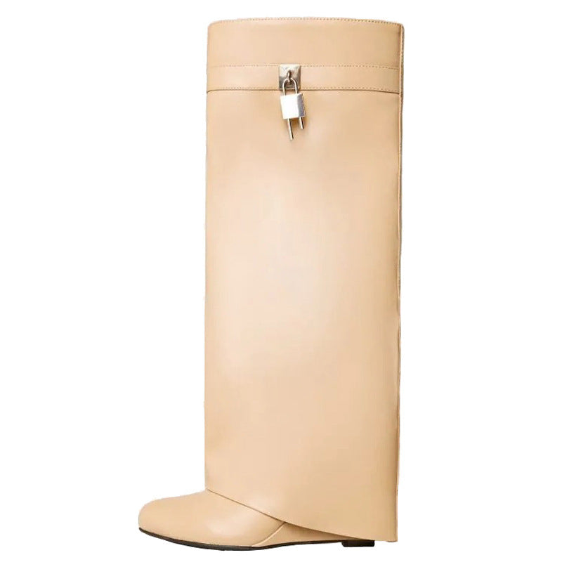 Graceful Orthopedic Boots for Modern Look