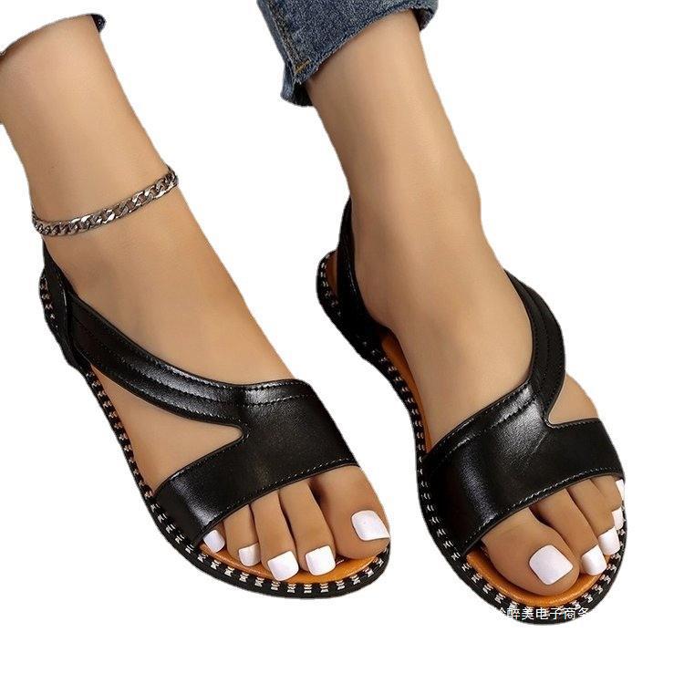 Chic Orthopedic Sandals with Unique Design