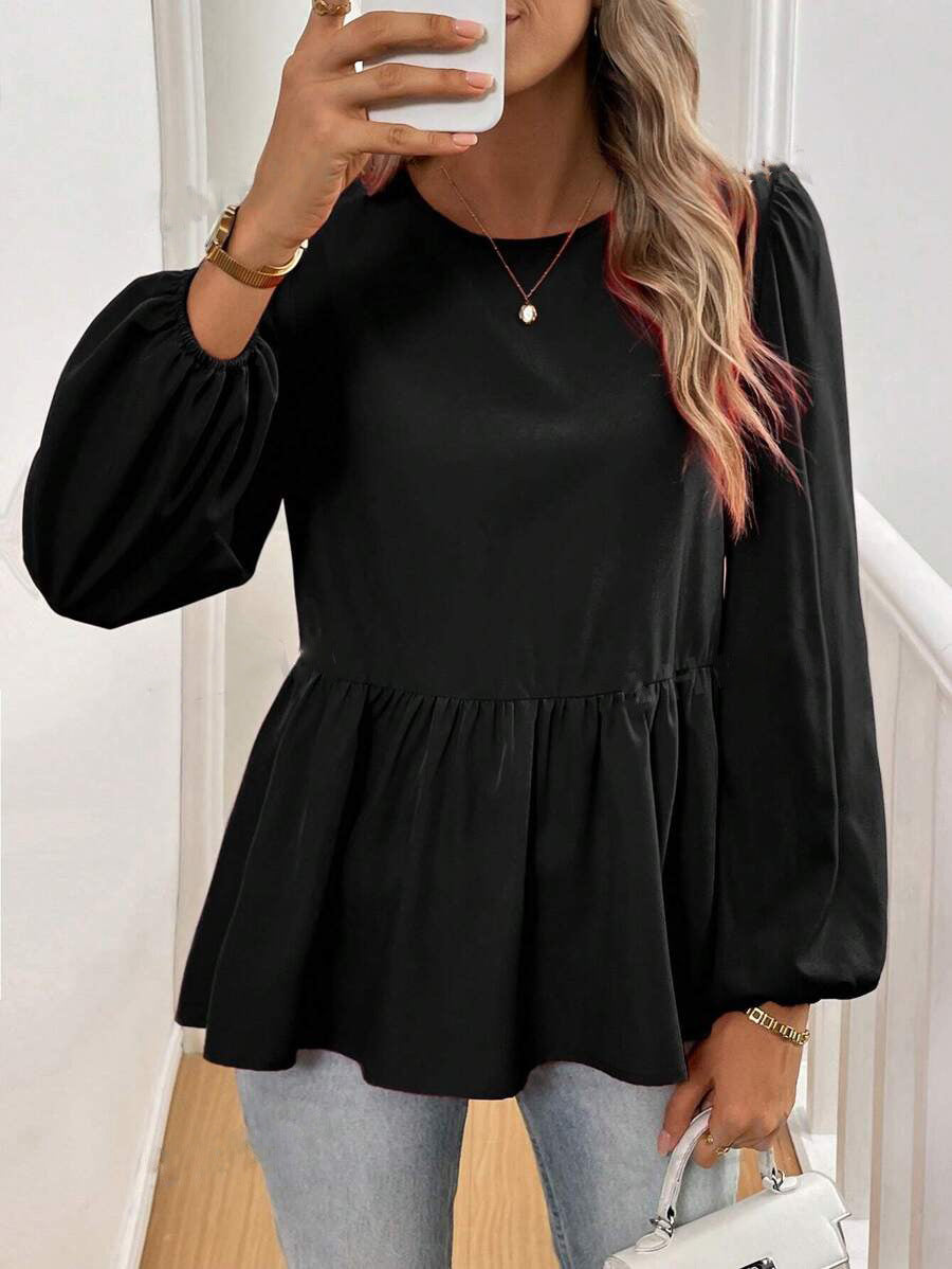 Elegantly Styled Blouse for Everyday Wear