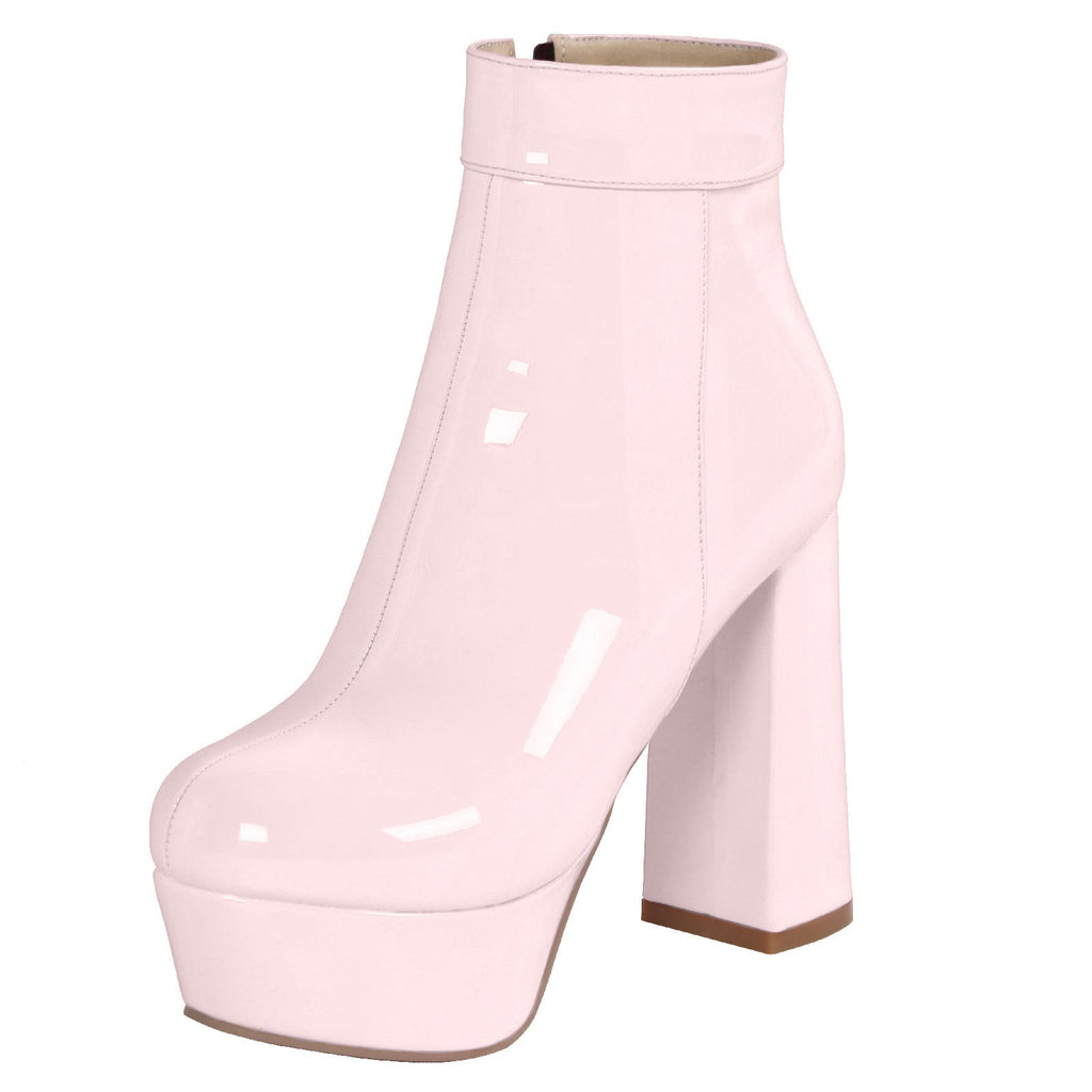 Graceful Orthopedic Boots for Modern Look