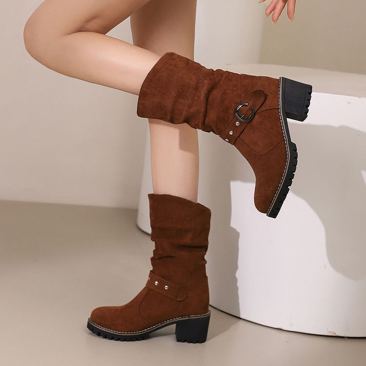 Graceful Orthopedic Boots for Modern Look