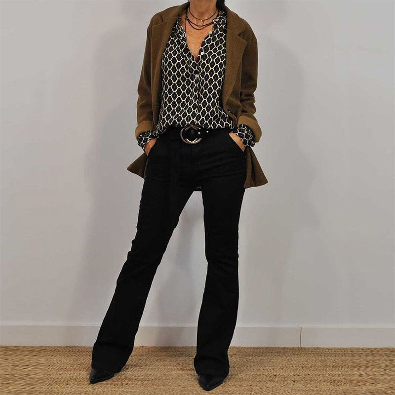 Well Tailored Blouse with a Graceful Silhouette