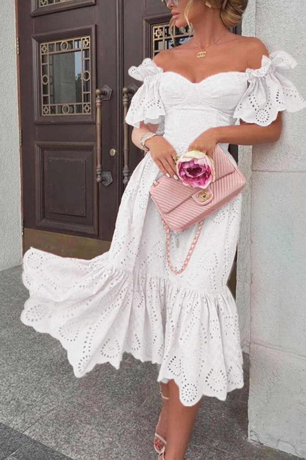 Beautifully Crafted Dress in a Classic Style
