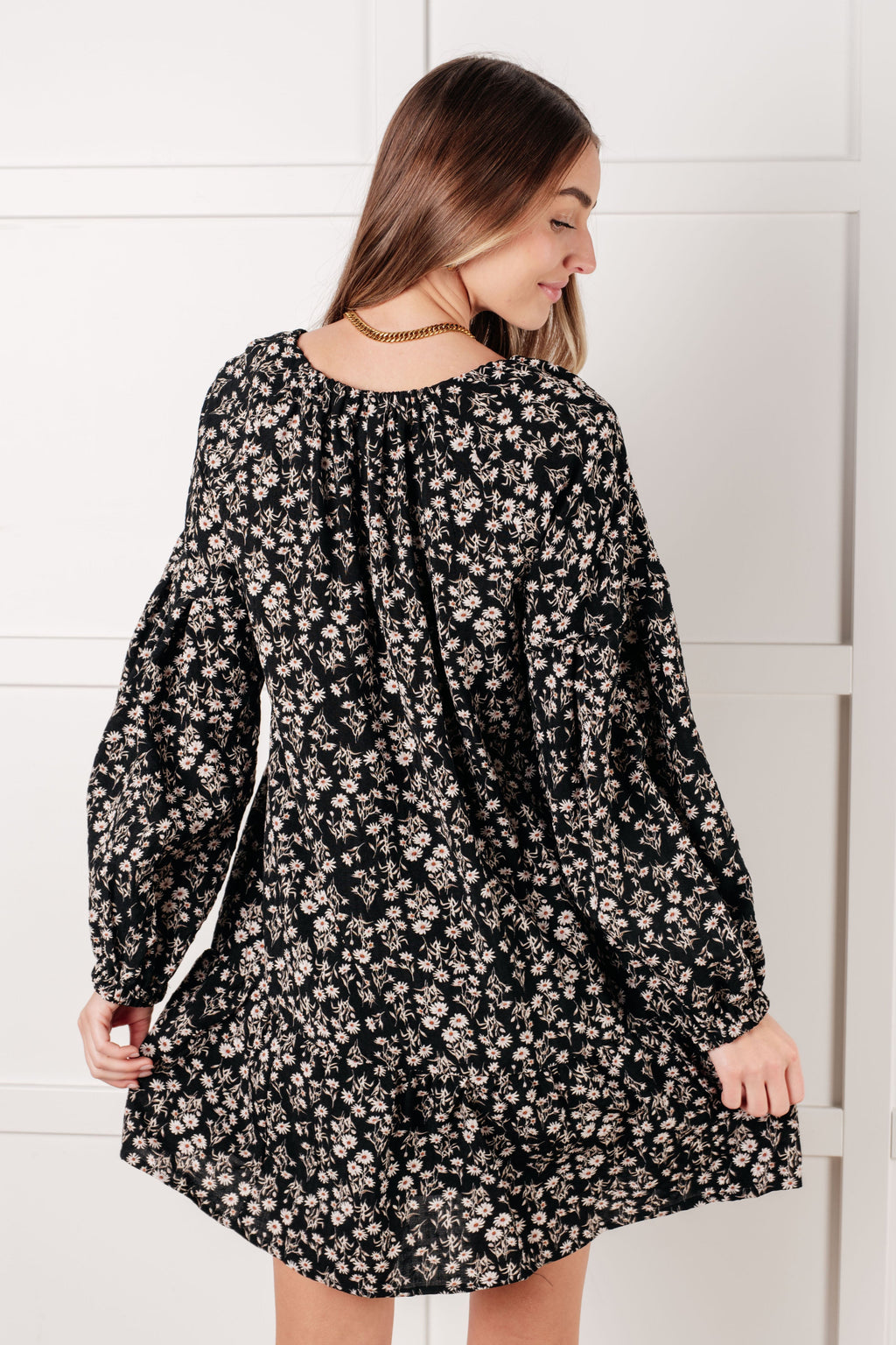 Sophisticated Dress with a Clean Classic Look