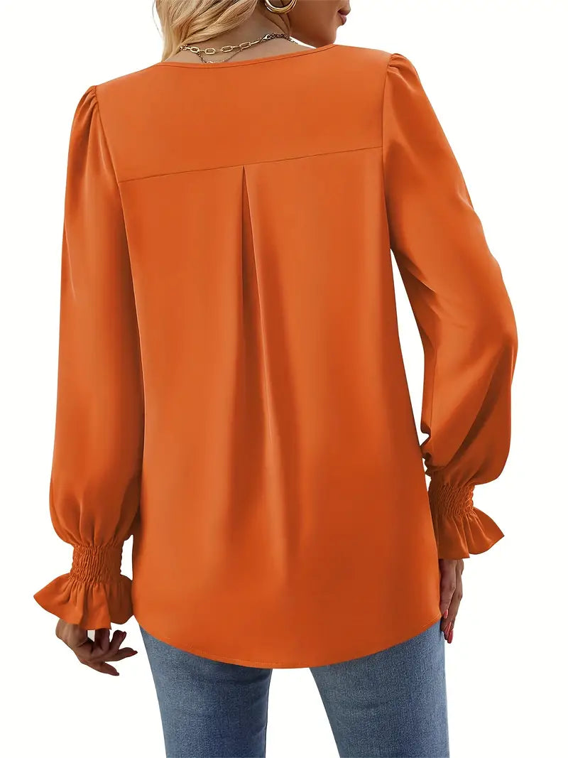 Sophisticated Blouse with a Clean Classic Look