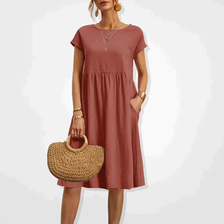 Beautifully Crafted Dress in a Classic Style