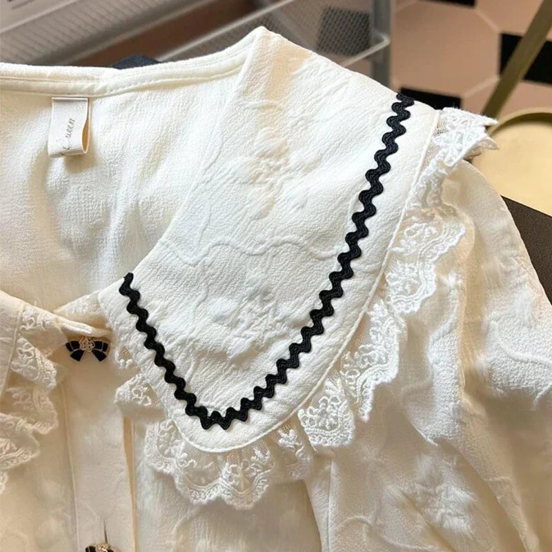 Beautifully Finished Blouse in a Timeless Design