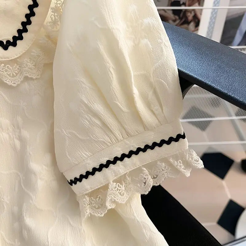 Beautifully Finished Blouse in a Timeless Design