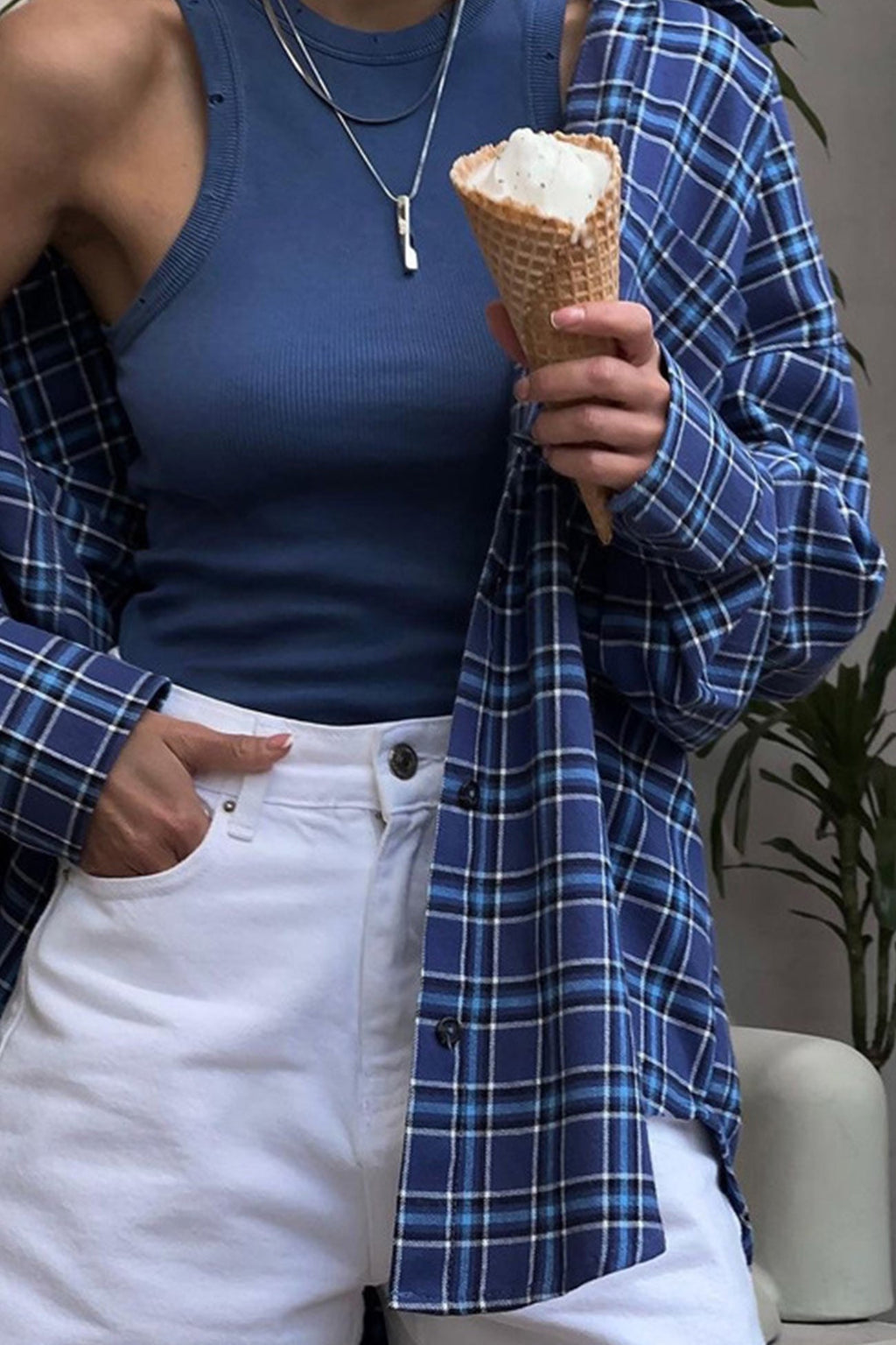 Classic Vintage Blouse with a Flattering Fit