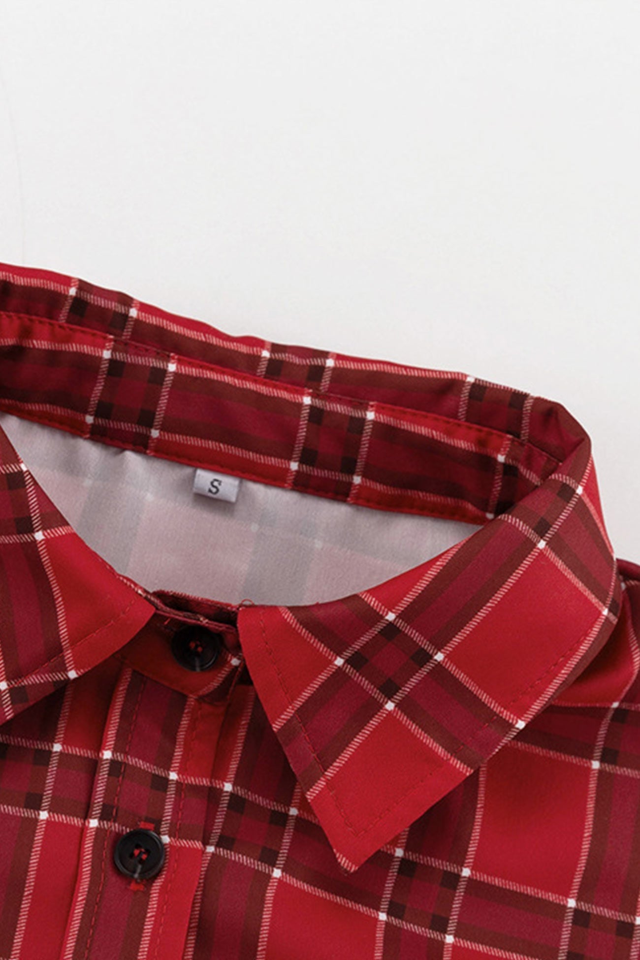 Classic Vintage Blouse with a Flattering Fit
