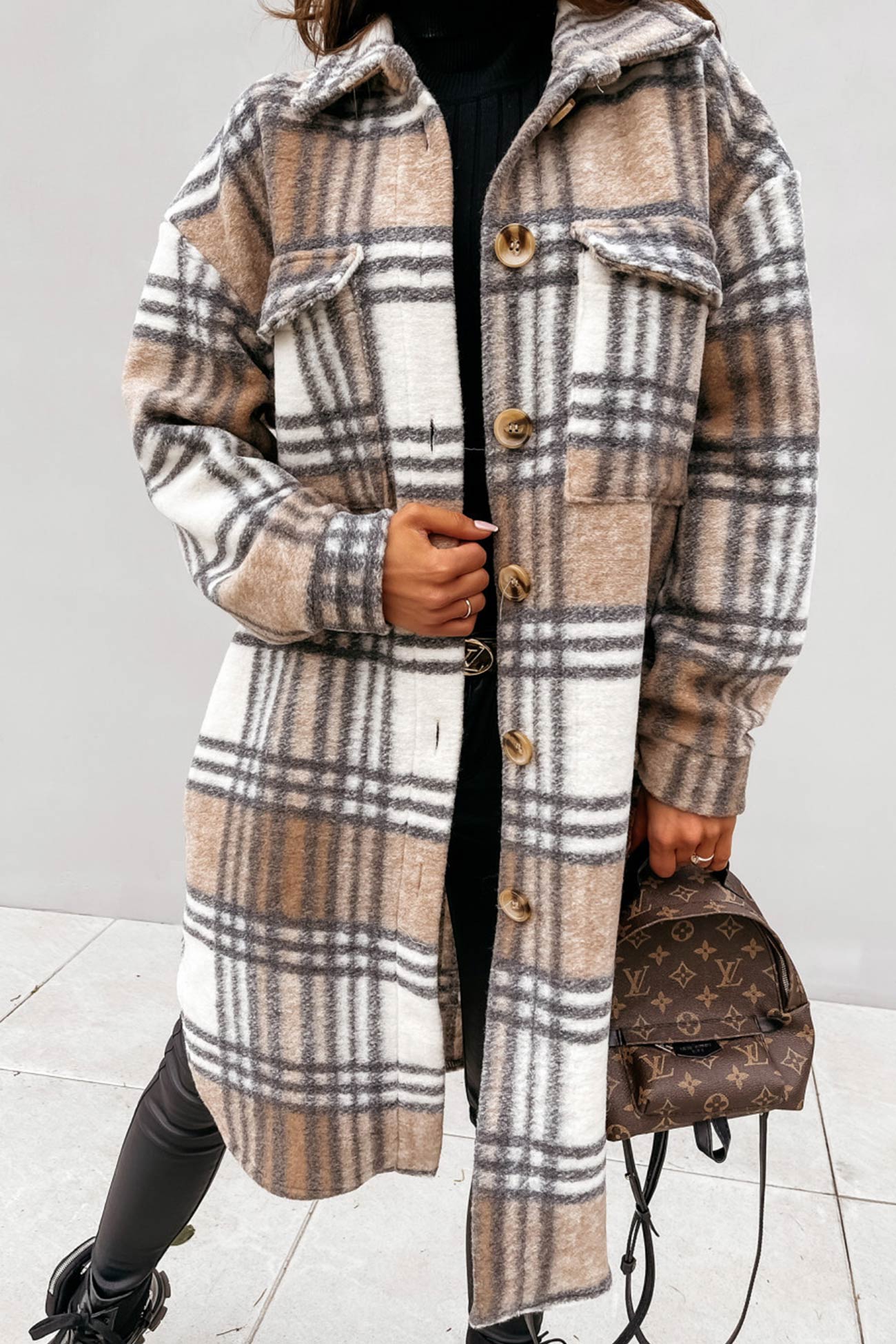 Elegantly Styled Jacket for Everyday Wear