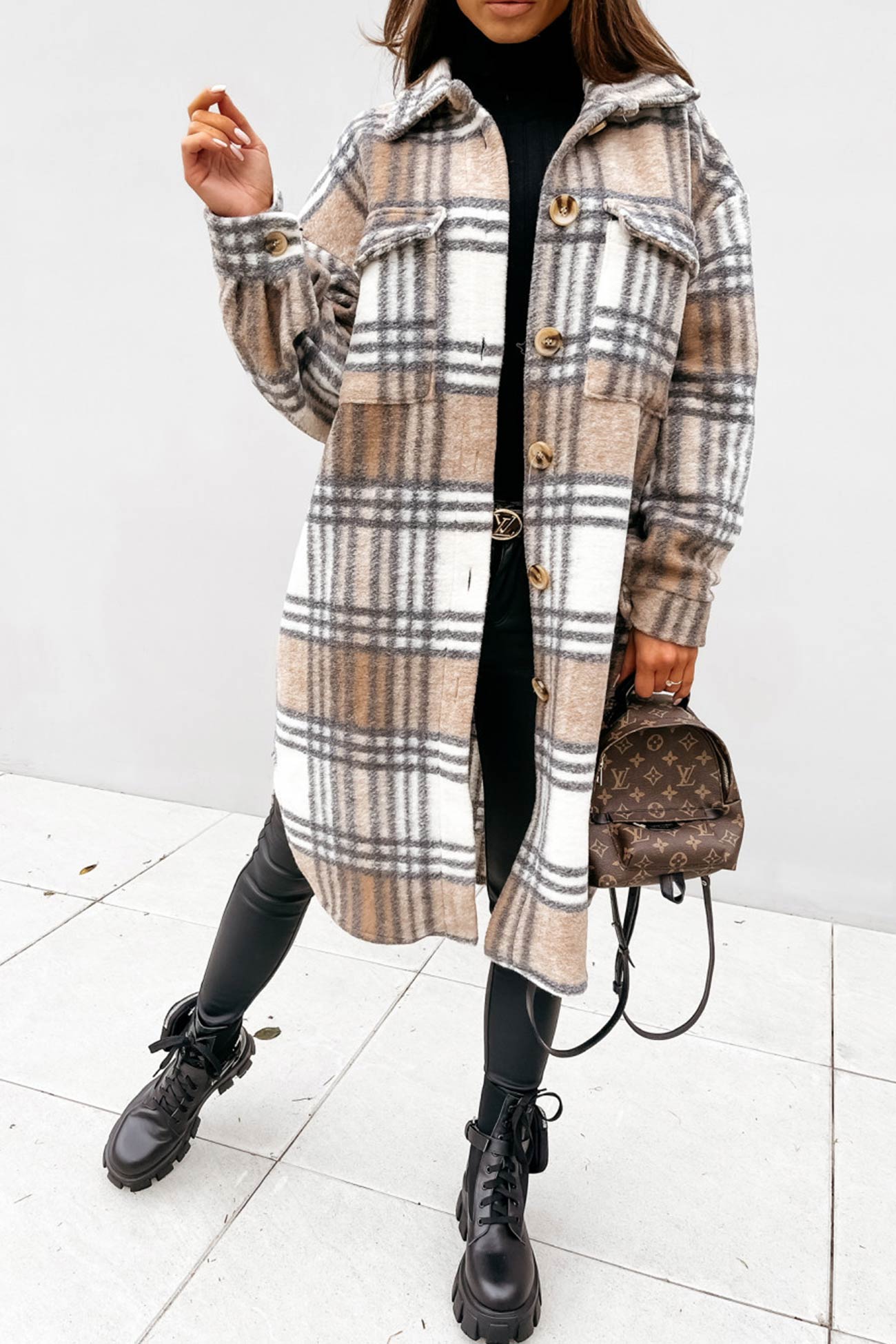 Elegantly Styled Jacket for Everyday Wear