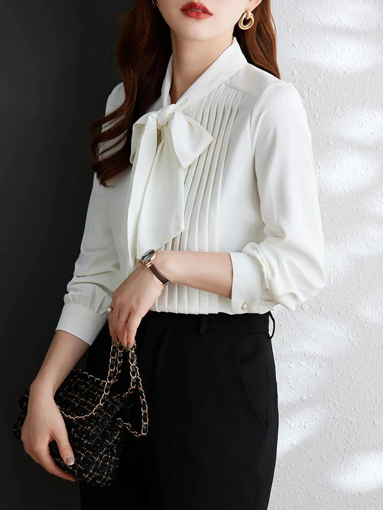 Polished Blouse with an Effortless Classic Look