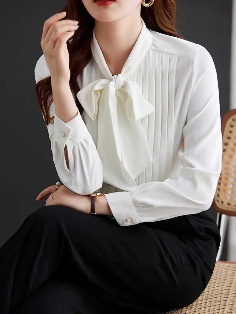 Polished Blouse with an Effortless Classic Look