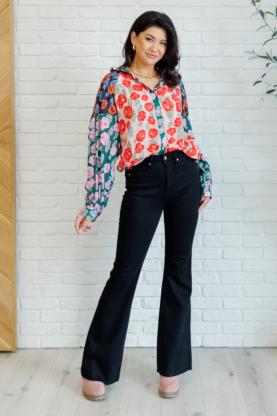 Beautifully Finished Blouse in a Timeless Design
