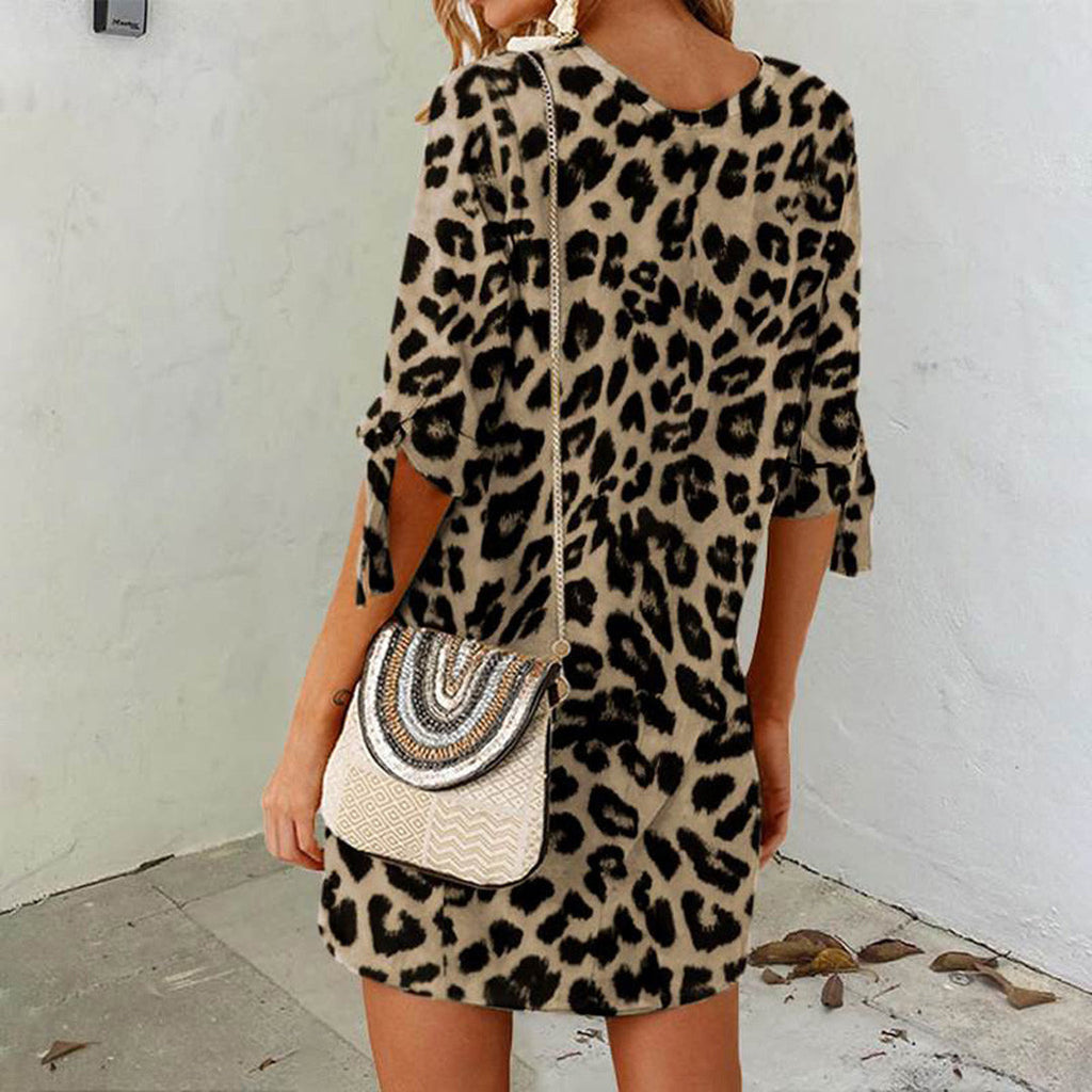 Sophisticated Dress with a Clean Classic Look